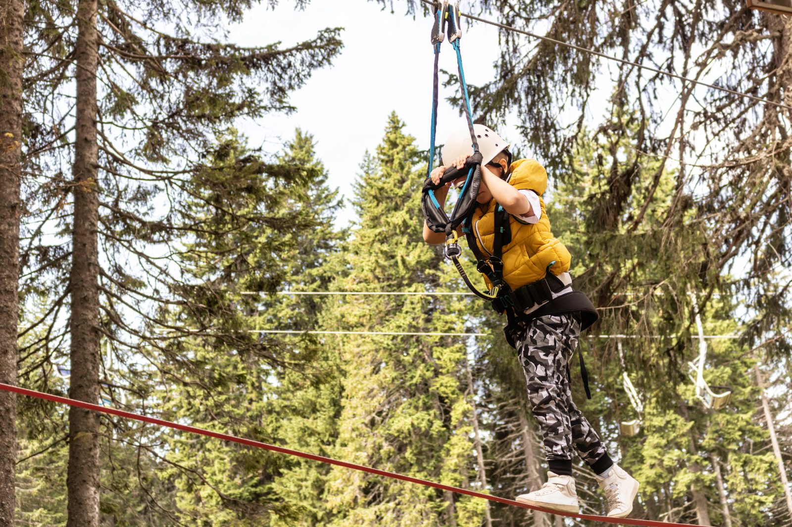 Skupina fantov je na zipline Bovec stkala pravo prijateljstvo